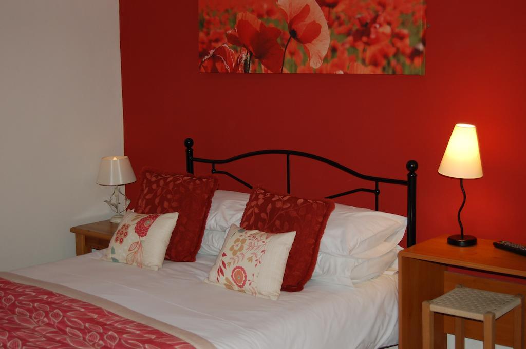 The Mitre Inn Witheridge Δωμάτιο φωτογραφία