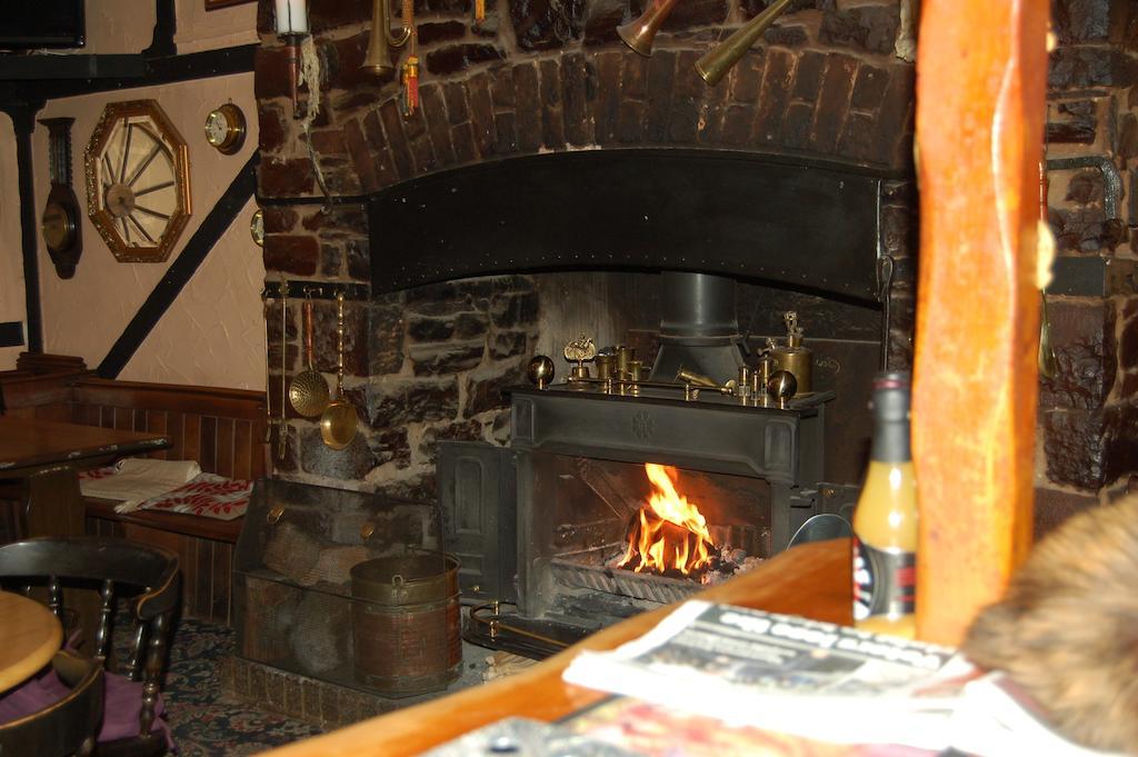 The Mitre Inn Witheridge Εξωτερικό φωτογραφία