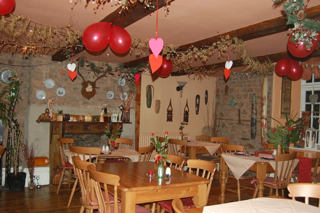 The Mitre Inn Witheridge Εξωτερικό φωτογραφία