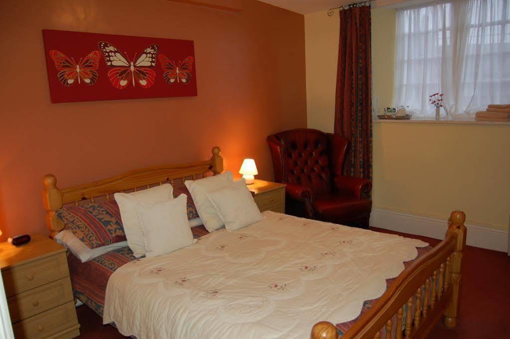 The Mitre Inn Witheridge Εξωτερικό φωτογραφία