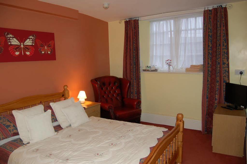 The Mitre Inn Witheridge Εξωτερικό φωτογραφία
